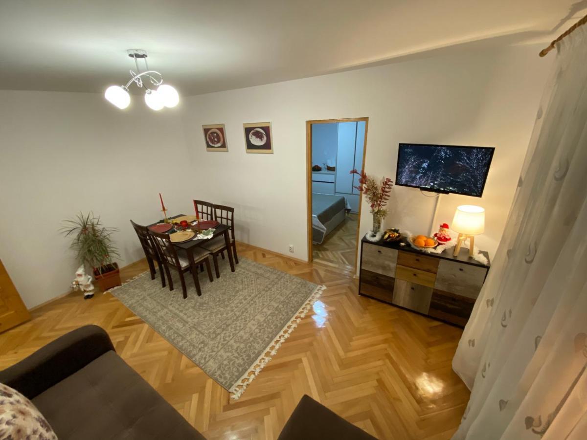 Home Away - Chic And Cozy Apartment コンスタンツァ エクステリア 写真